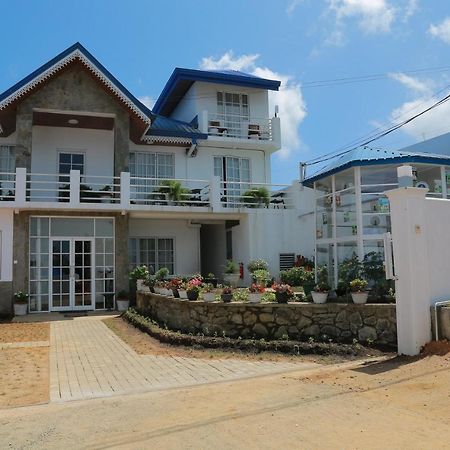 Blue Meadows Nuwaraeliya Hotel Nuwara Eliya Bagian luar foto