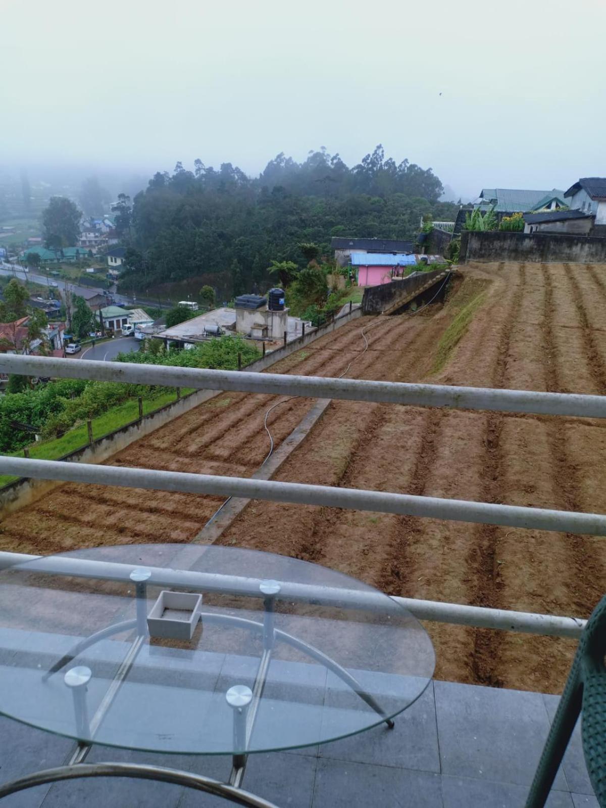 Blue Meadows Nuwaraeliya Hotel Nuwara Eliya Bagian luar foto